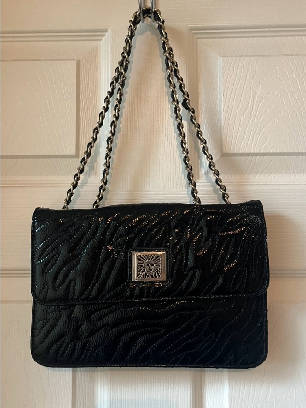 Black Quilted Chain-Handle Shoulder Bag